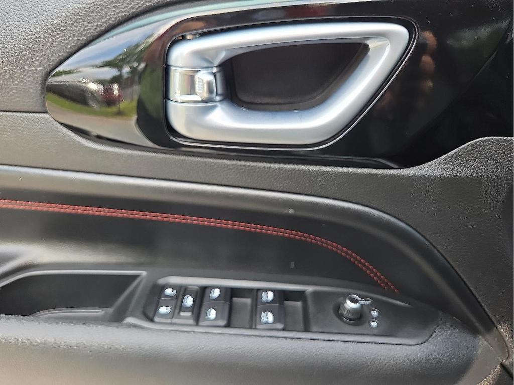used 2022 Jeep Compass car, priced at $21,995