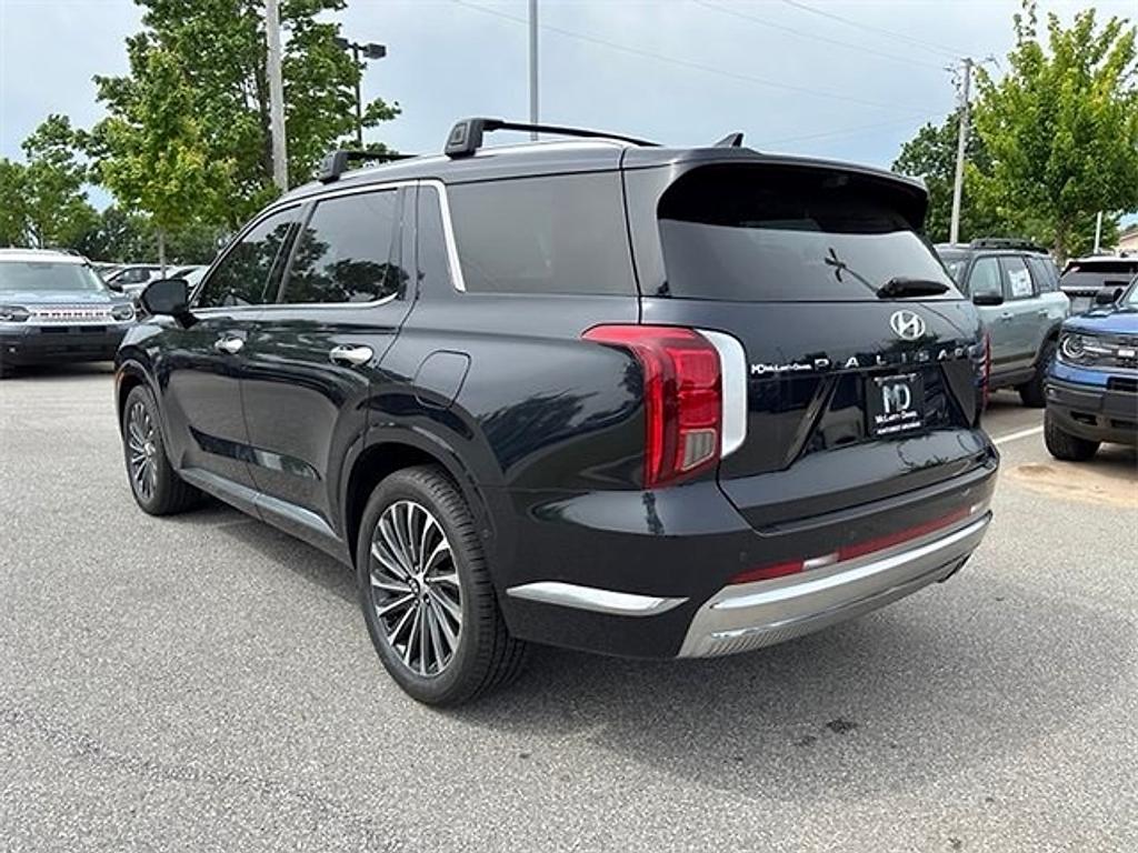 used 2023 Hyundai Palisade car, priced at $39,295