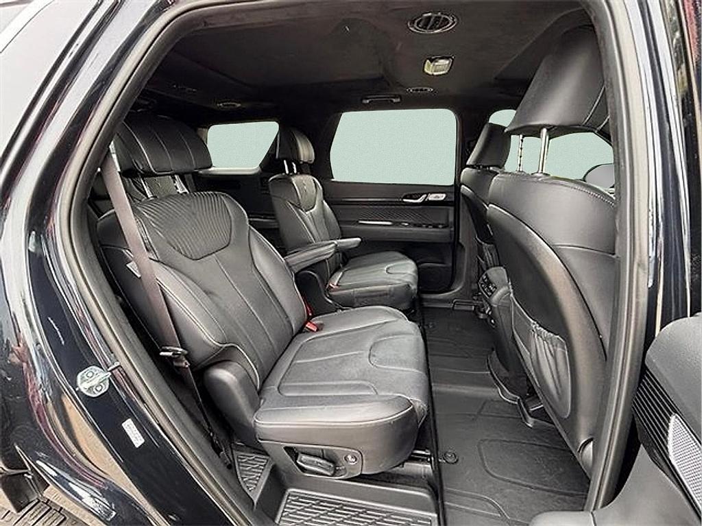 used 2023 Hyundai Palisade car, priced at $38,935