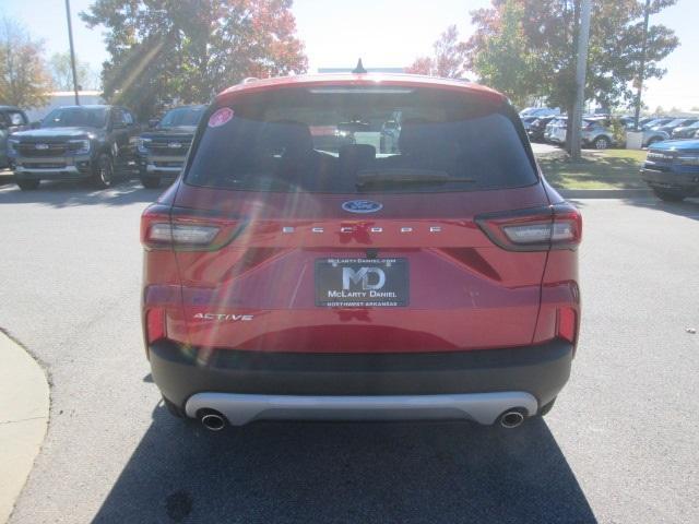 new 2025 Ford Escape car, priced at $30,619