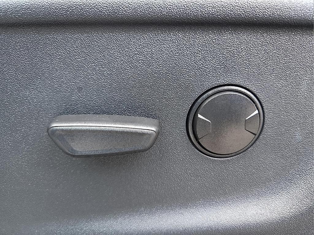 new 2025 Ford F-150 car, priced at $53,470