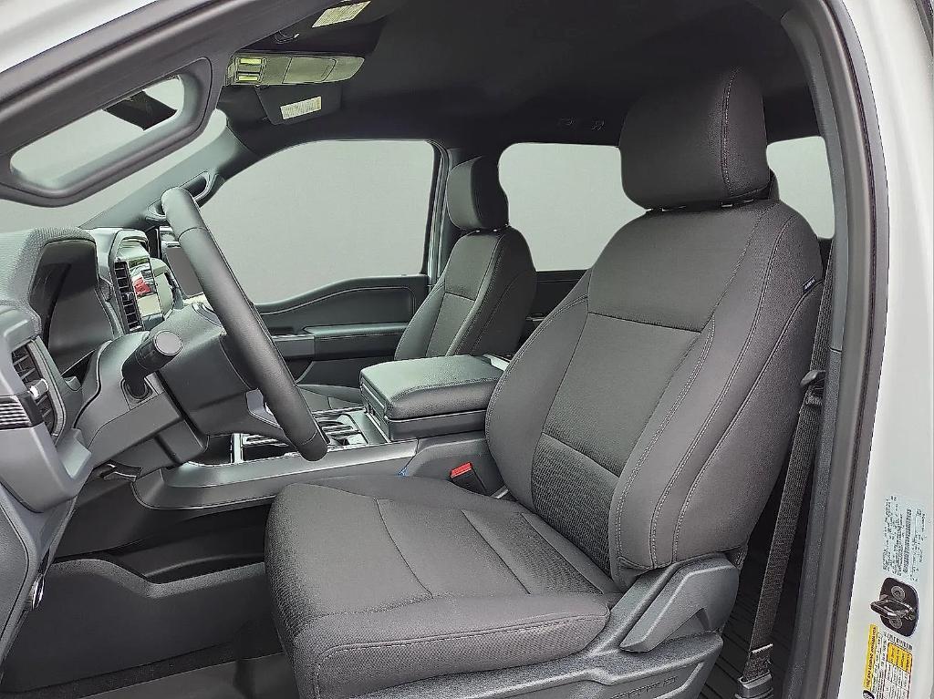 new 2025 Ford F-150 car, priced at $53,470