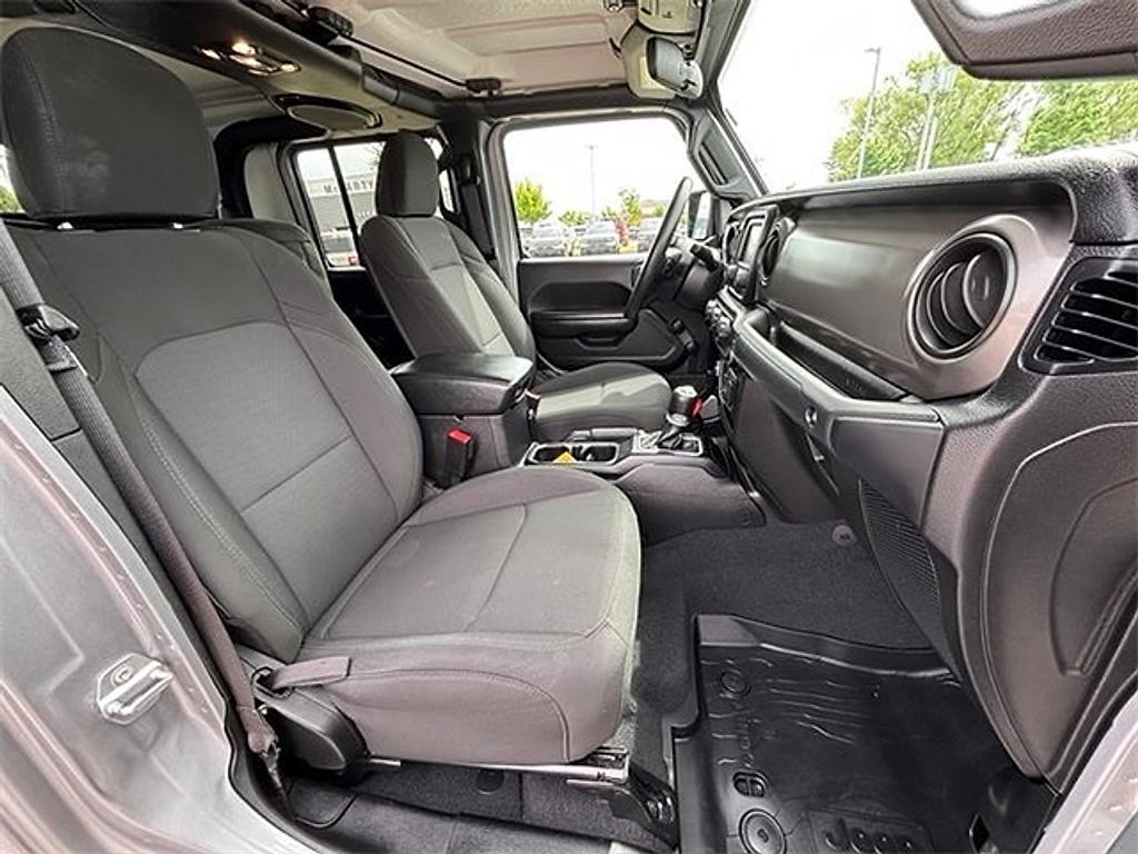 used 2021 Jeep Gladiator car, priced at $30,456