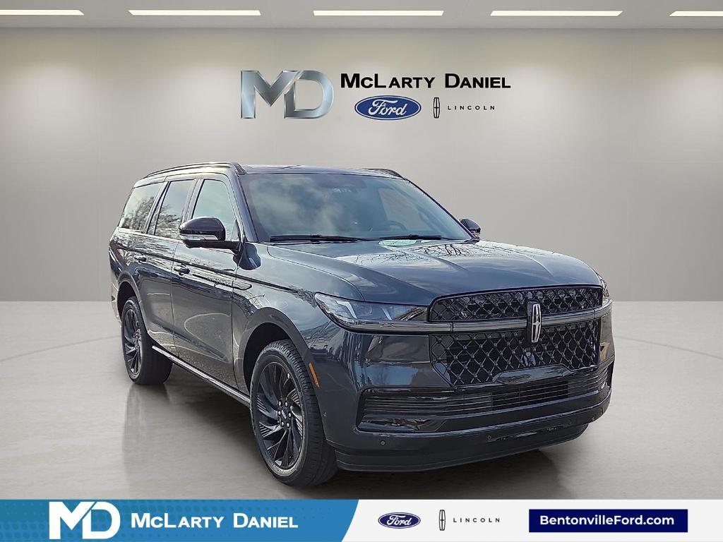 new 2025 Lincoln Navigator car, priced at $106,025