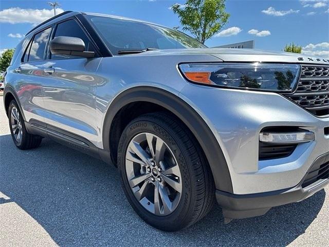 used 2021 Ford Explorer car, priced at $29,556