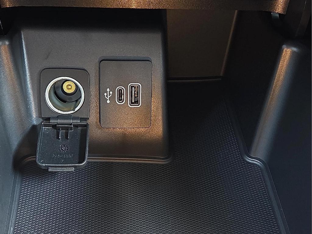 new 2025 Ford Explorer car, priced at $36,215