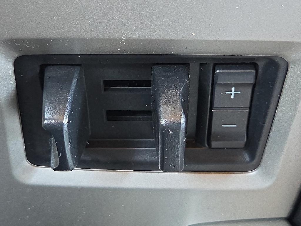 used 2016 Ford F-150 car, priced at $15,995