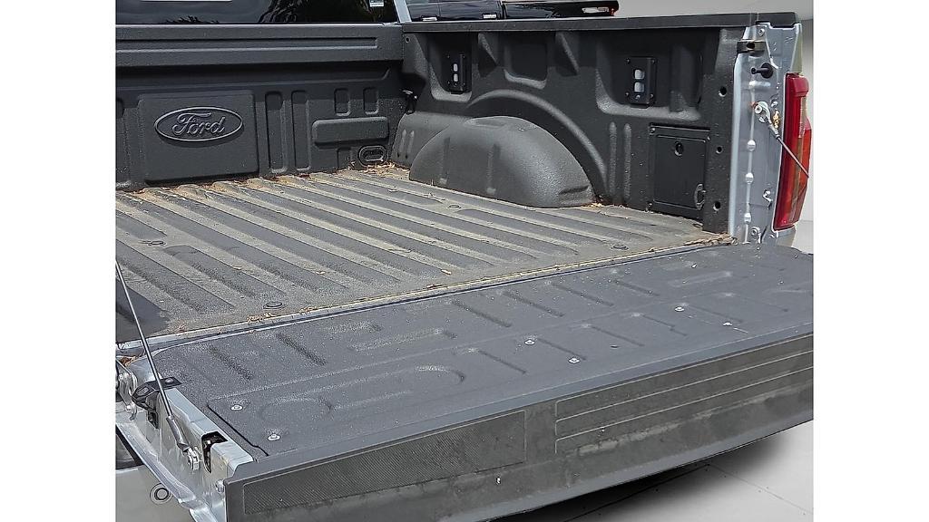 new 2025 Ford F-150 car, priced at $50,972