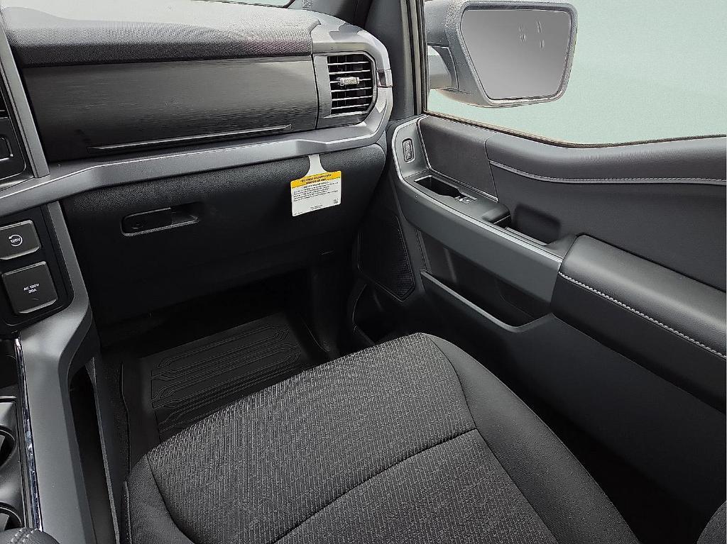 new 2025 Ford F-150 car, priced at $50,972