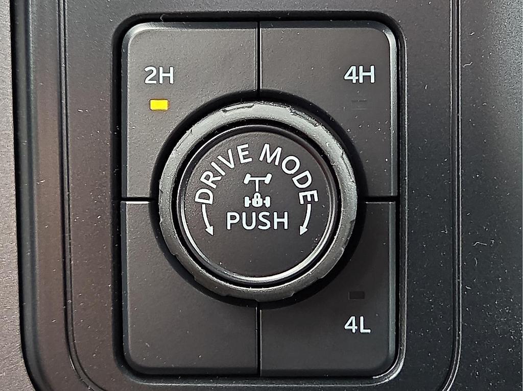 new 2025 Ford F-150 car, priced at $50,972