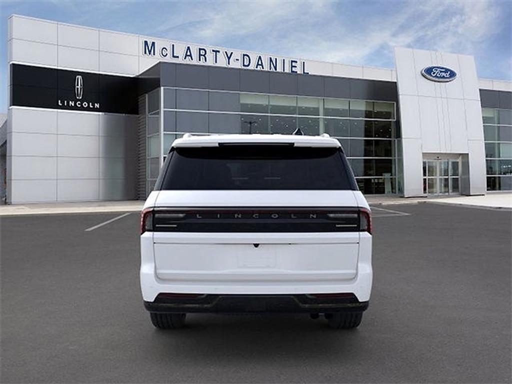 new 2025 Lincoln Navigator L car, priced at $104,355