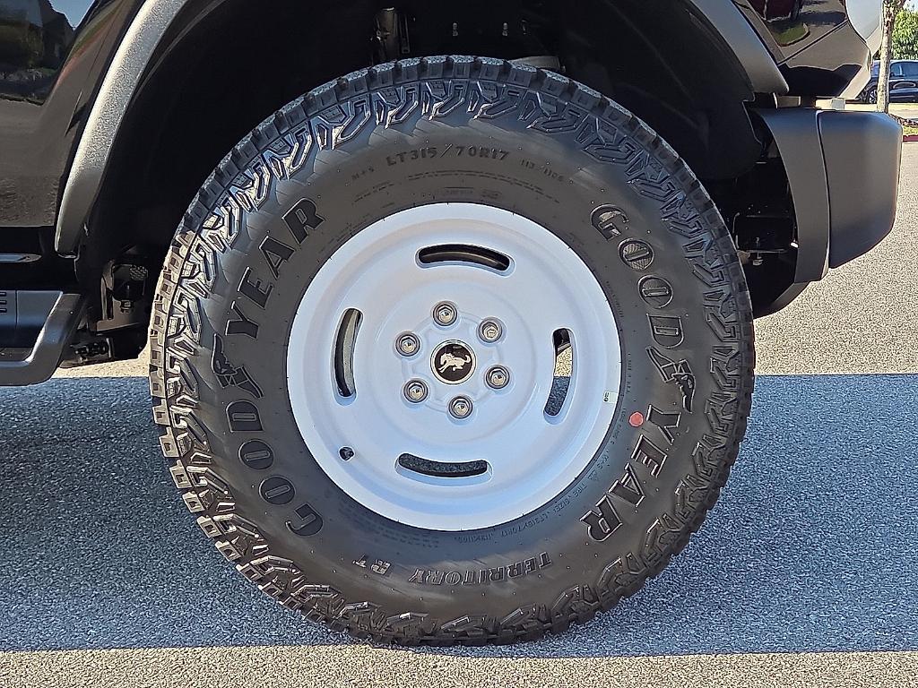 new 2025 Ford Bronco car, priced at $52,459