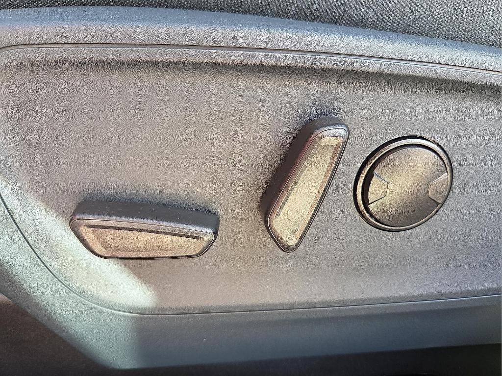 new 2025 Ford Maverick car, priced at $35,954