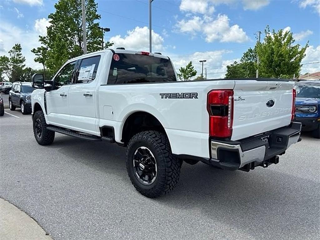 new 2025 Ford F-350 car, priced at $70,632
