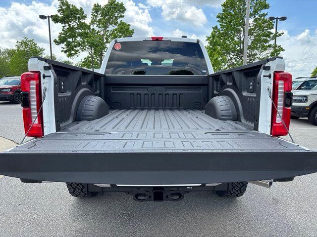 new 2025 Ford F-350 car, priced at $76,910