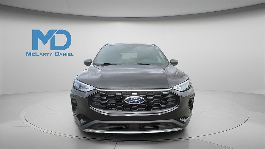 new 2025 Ford Escape car, priced at $30,509