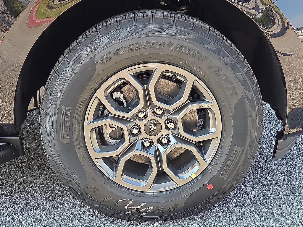 new 2025 Ford Expedition car, priced at $63,615