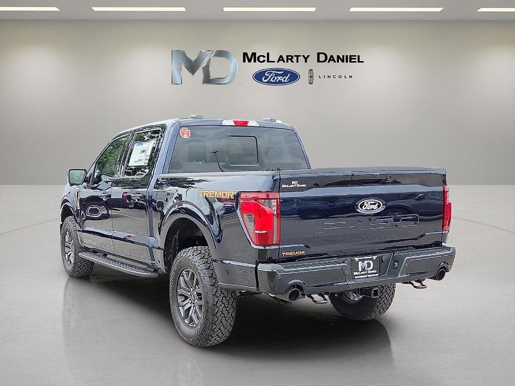 new 2025 Ford F-150 car, priced at $62,275