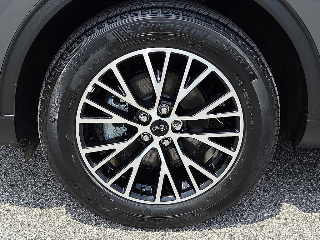 new 2025 Ford Escape car, priced at $26,394