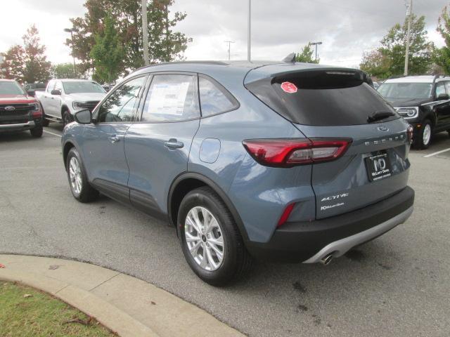 new 2025 Ford Escape car, priced at $29,058