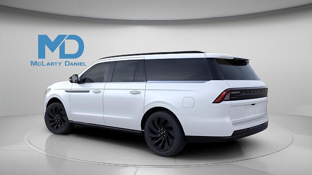 new 2025 Lincoln Navigator L car, priced at $109,304