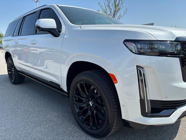 used 2024 Cadillac Escalade ESV car, priced at $94,995