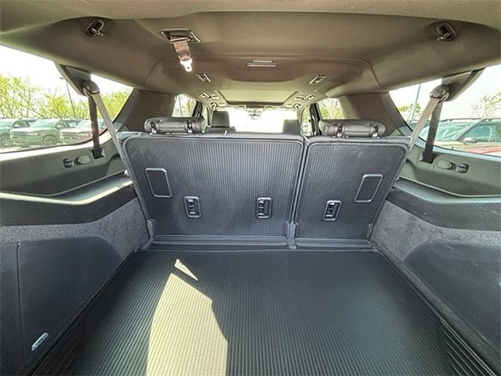 used 2024 Cadillac Escalade ESV car, priced at $93,705