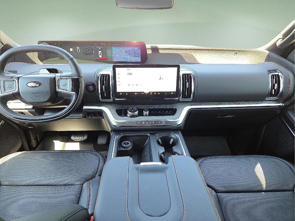 new 2025 Ford Expedition car, priced at $81,519
