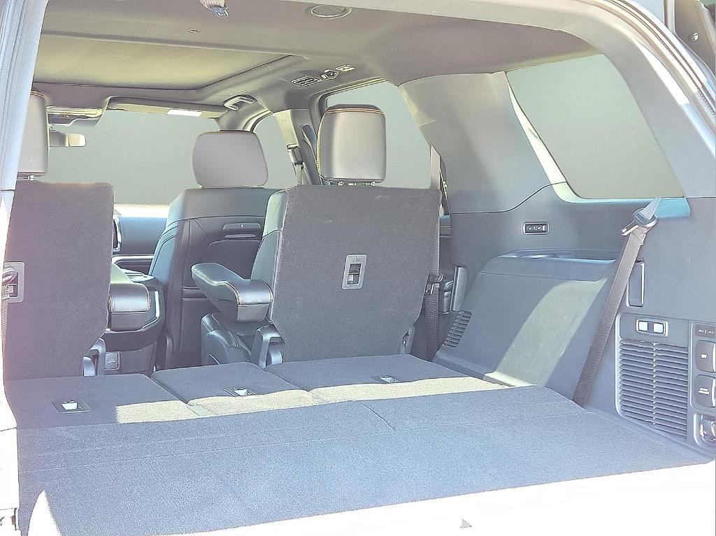 new 2025 Ford Expedition car, priced at $81,519
