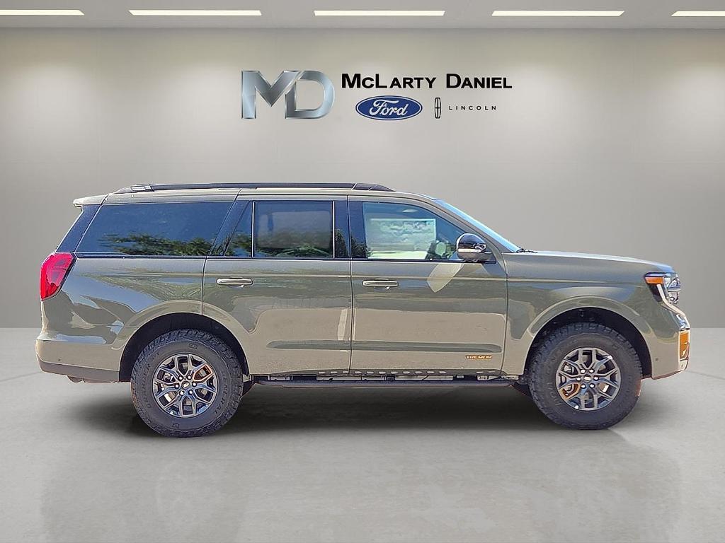 new 2025 Ford Expedition car, priced at $81,519