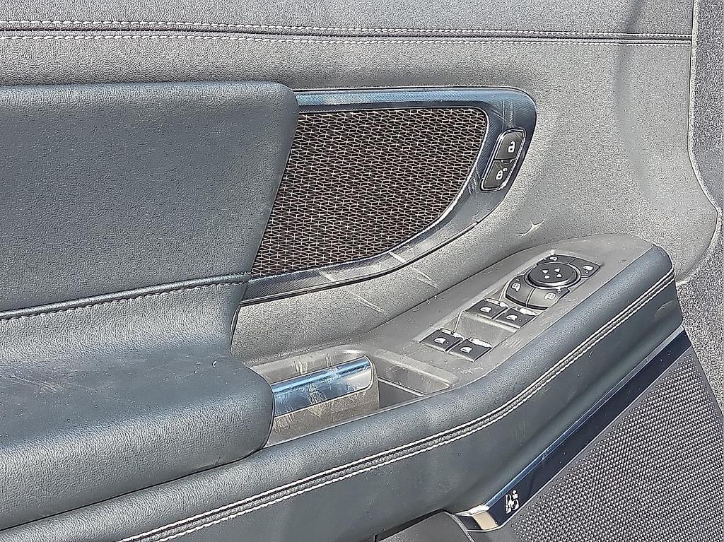 new 2025 Ford Expedition car, priced at $82,382