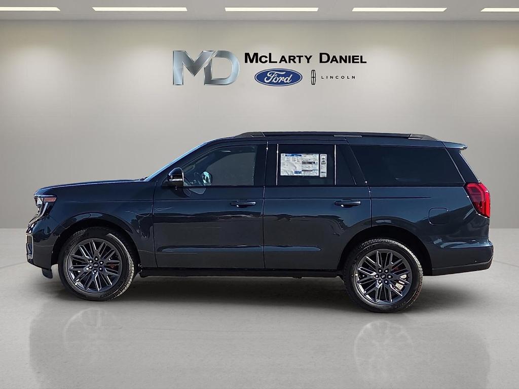 new 2025 Ford Expedition car, priced at $82,382