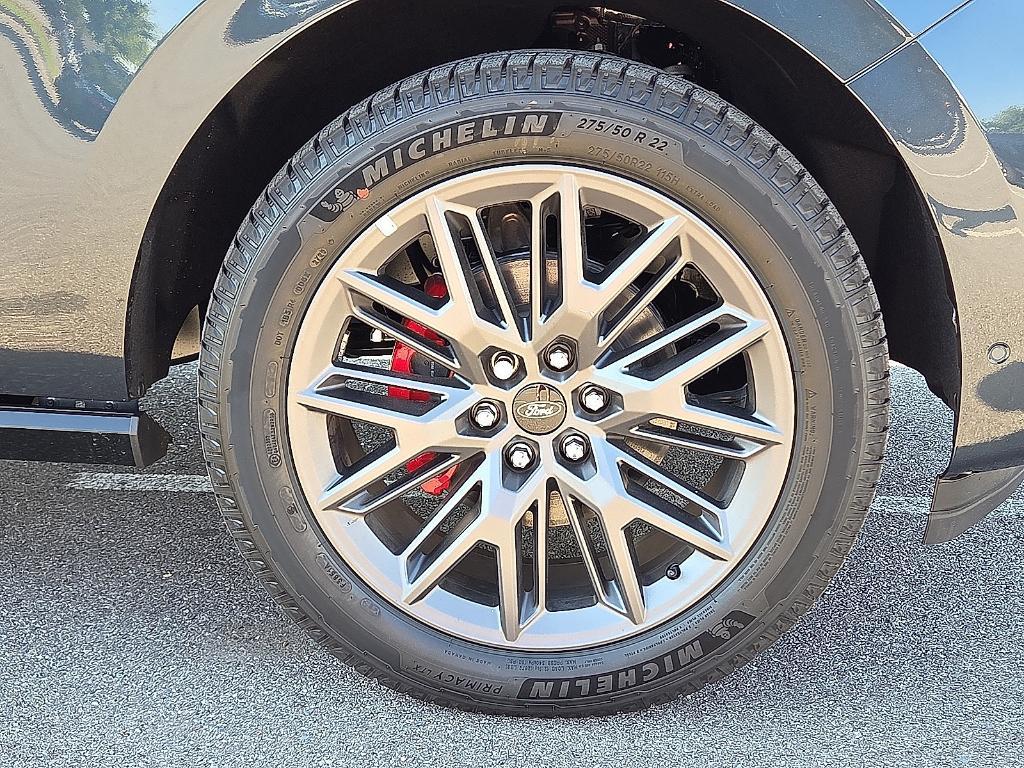 new 2025 Ford Expedition car, priced at $82,382