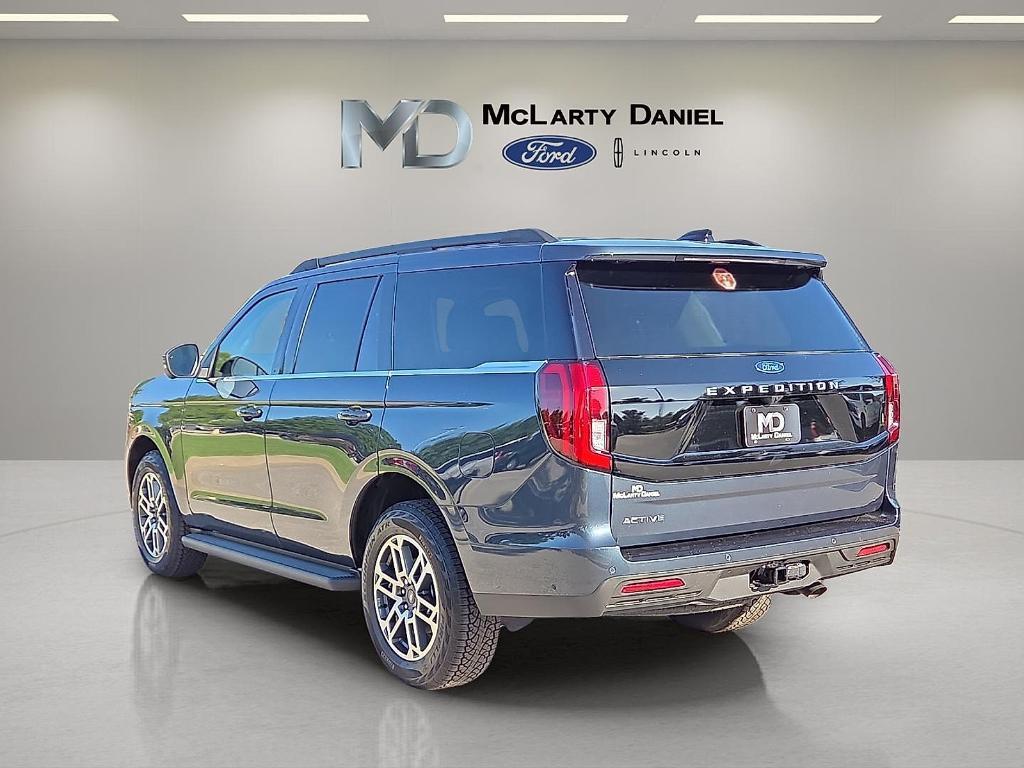 new 2025 Ford Expedition car, priced at $66,594