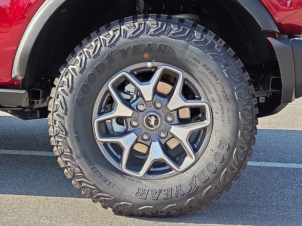 new 2025 Ford Bronco car, priced at $51,715