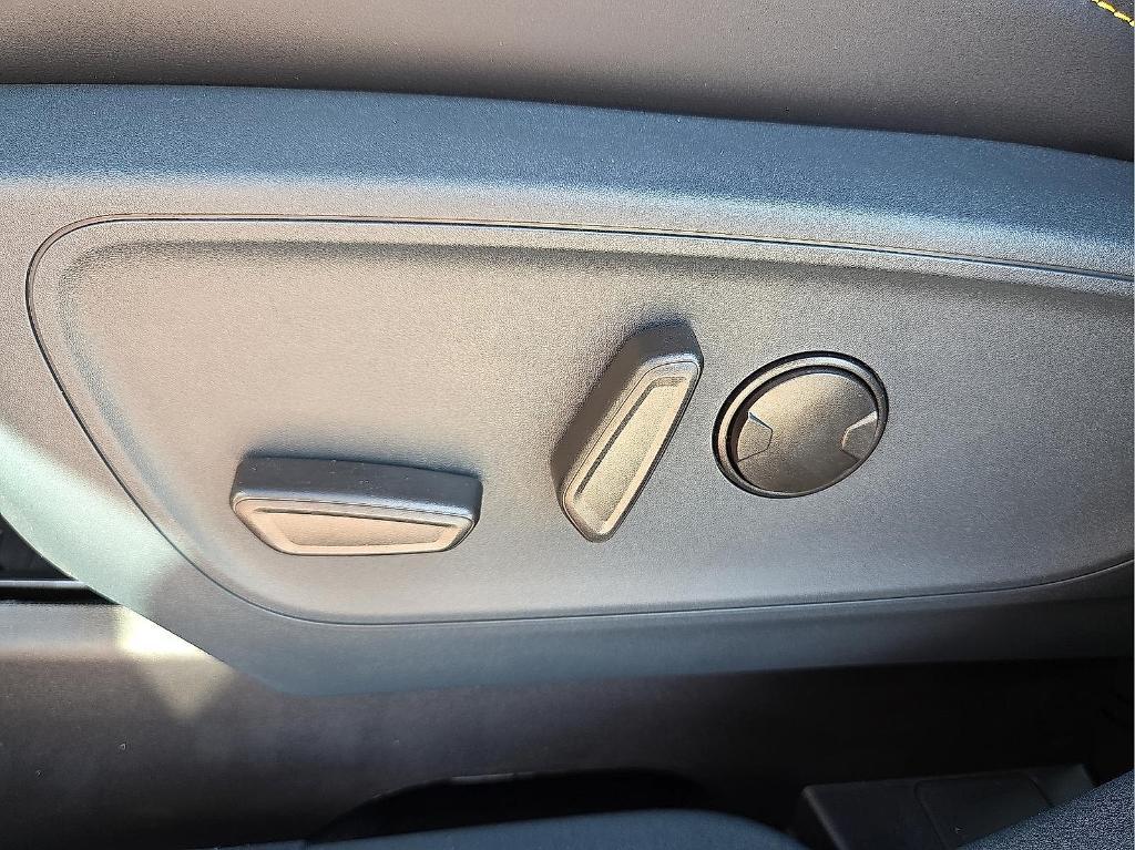 new 2025 Ford Maverick car, priced at $34,358
