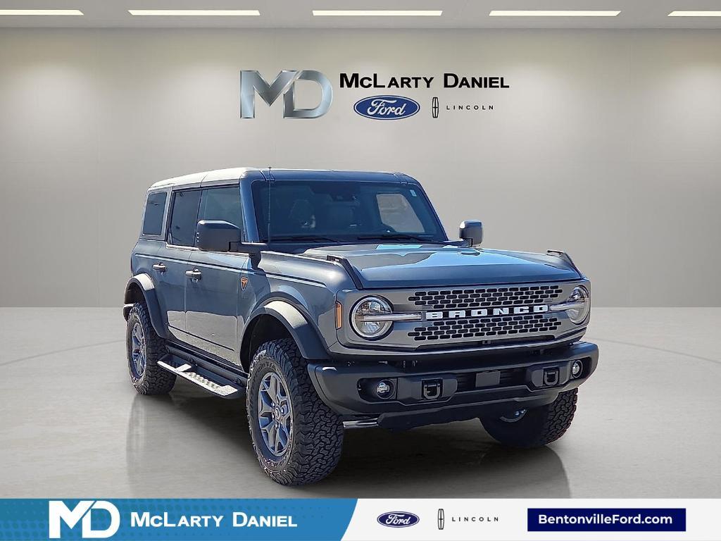 new 2025 Ford Bronco car, priced at $52,672