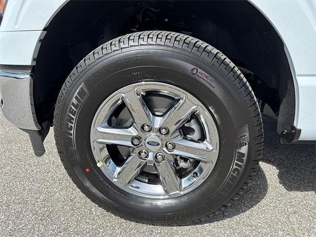 new 2025 Ford F-150 car, priced at $46,290