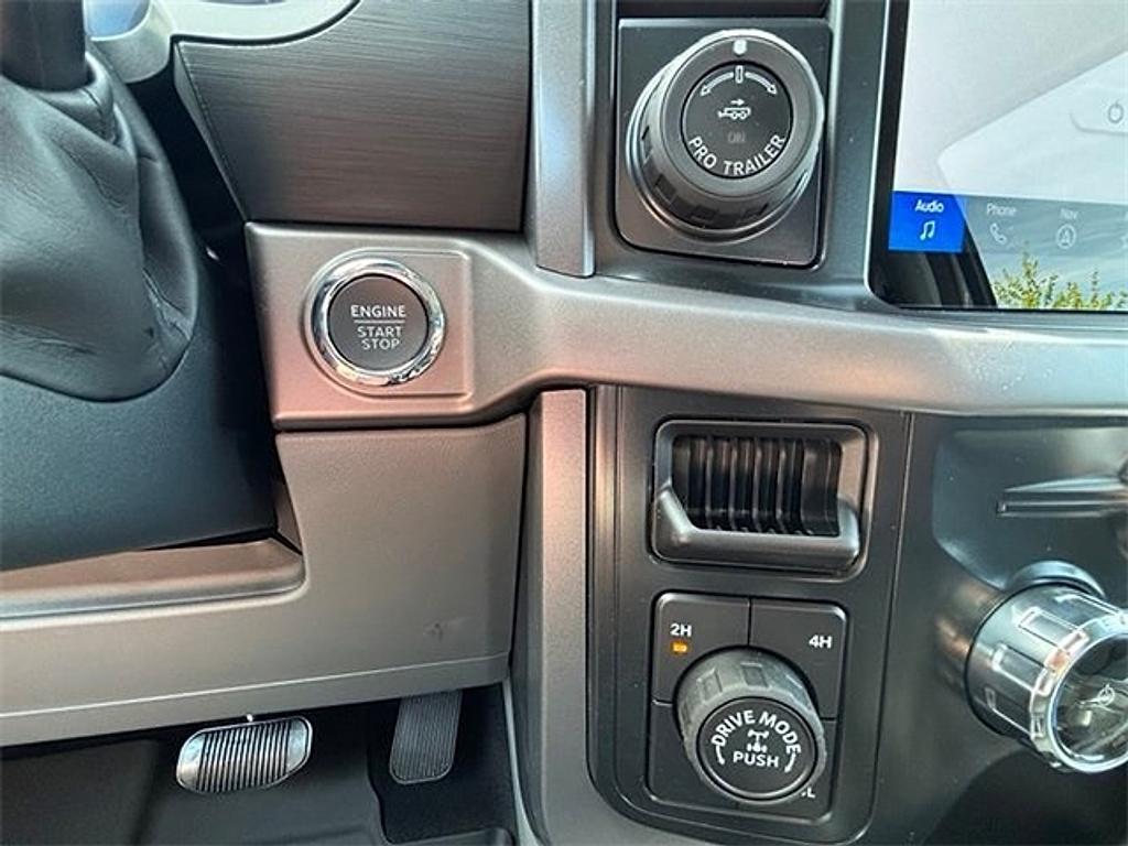 new 2025 Ford F-150 car, priced at $46,290