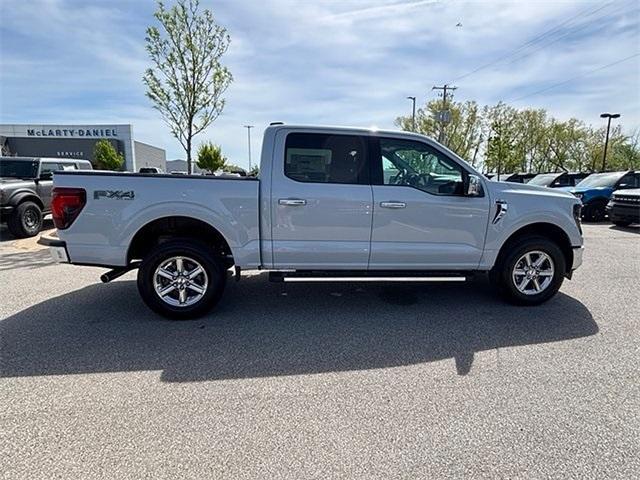 new 2025 Ford F-150 car, priced at $46,290