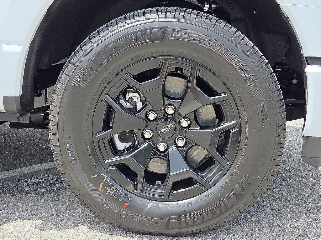 new 2025 Ford F-150 Lightning car, priced at $58,847