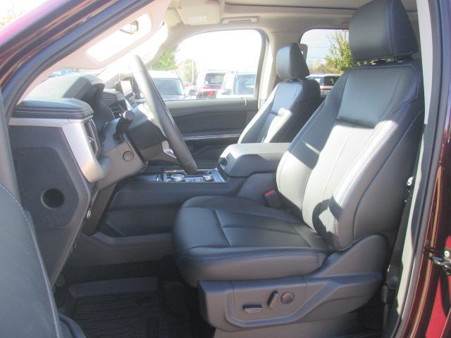 new 2024 Ford Expedition car, priced at $62,123