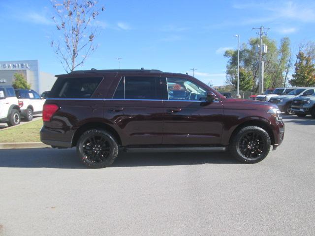 new 2024 Ford Expedition car, priced at $62,123