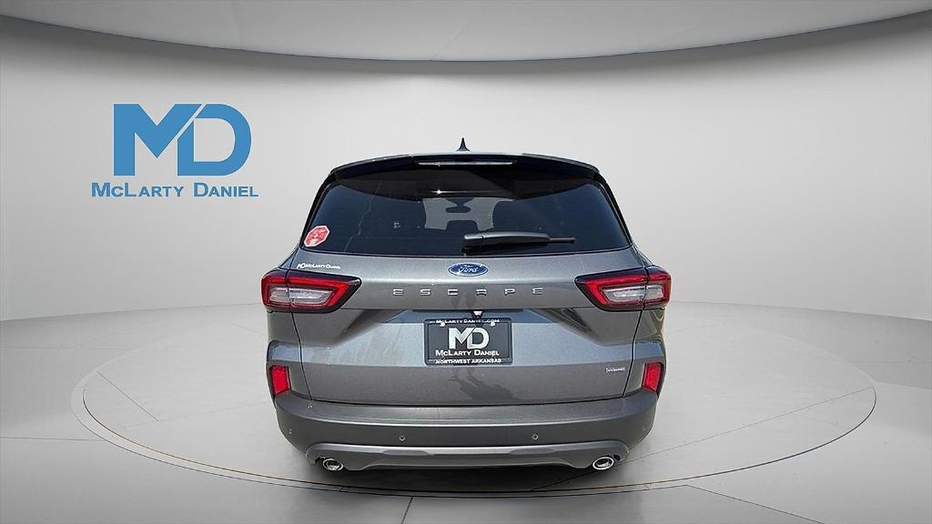 new 2025 Ford Escape car, priced at $31,364