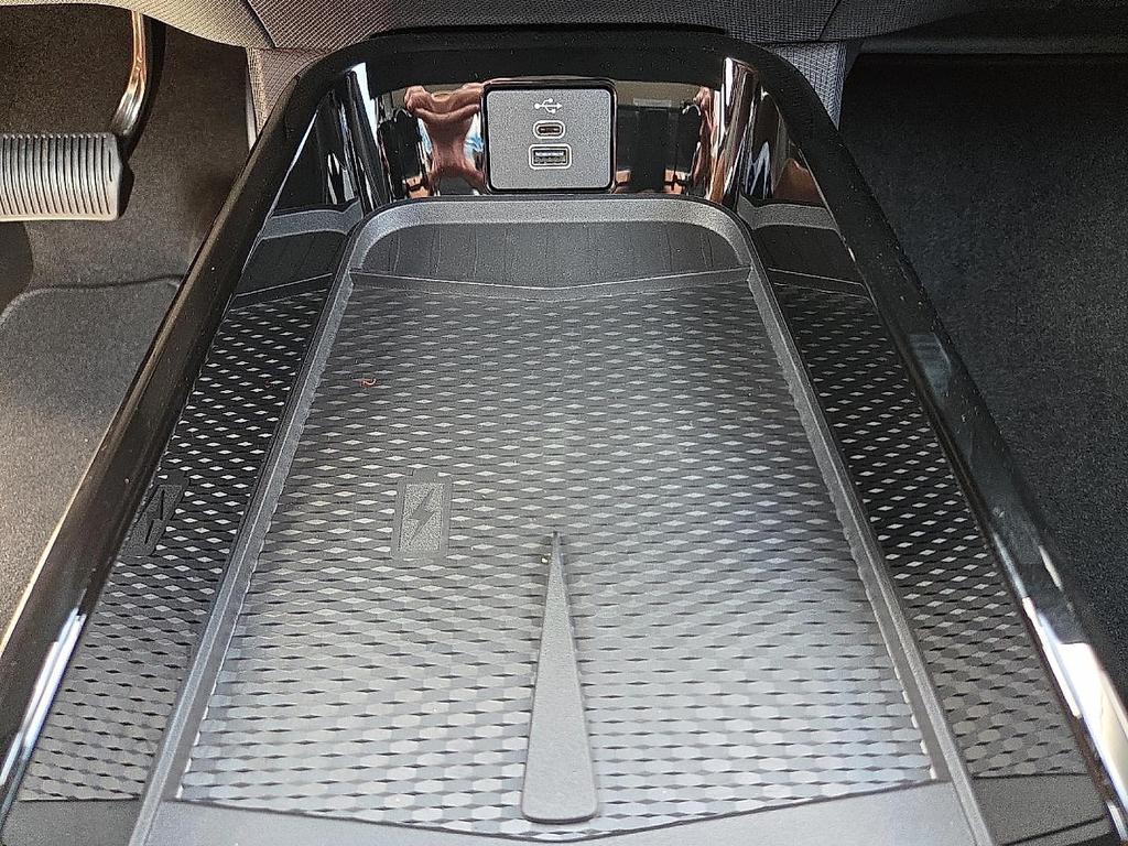 new 2025 Ford Mustang Mach-E car, priced at $37,480