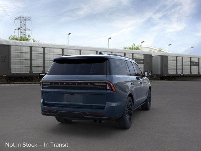 new 2025 Lincoln Navigator car, priced at $105,925