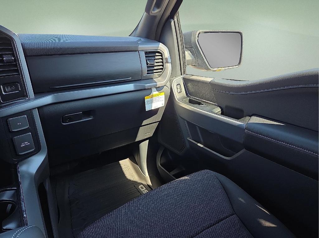new 2025 Ford F-150 car, priced at $58,938