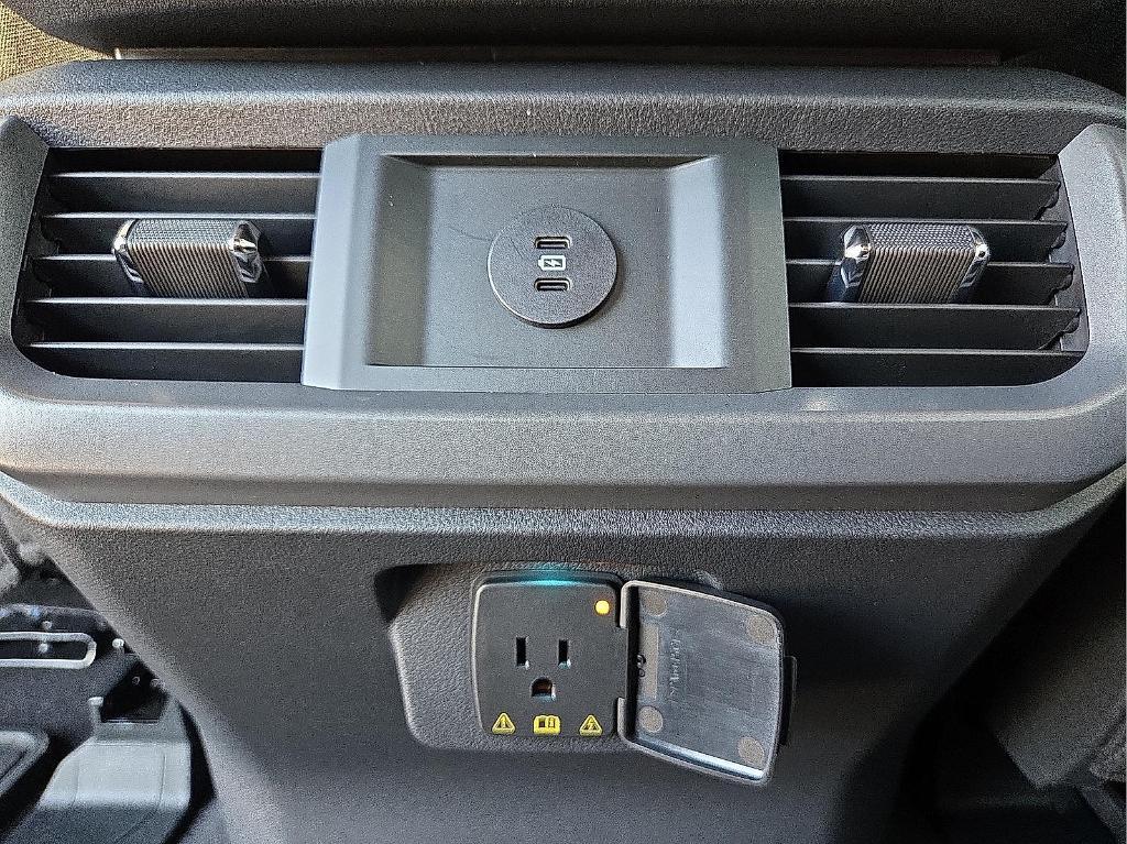 new 2025 Ford F-150 car, priced at $52,702