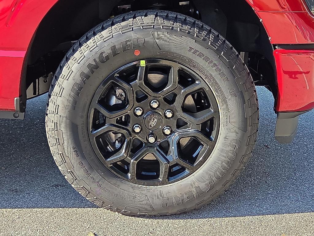 new 2025 Ford F-150 car, priced at $52,702