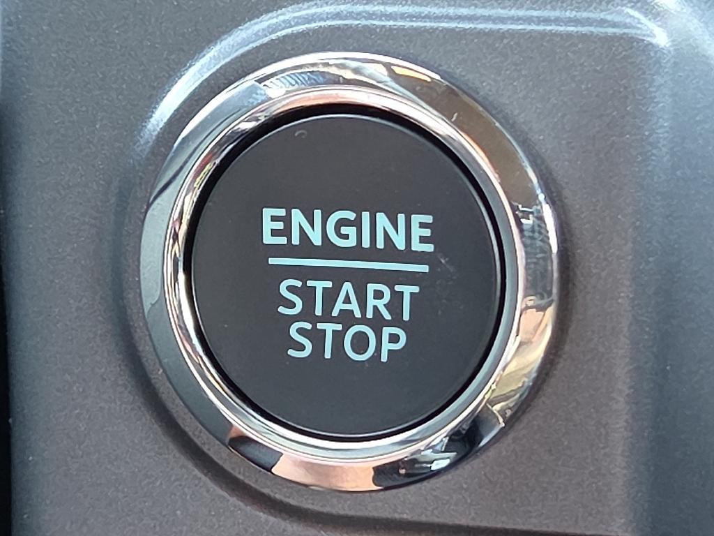 new 2025 Ford F-150 car, priced at $52,702